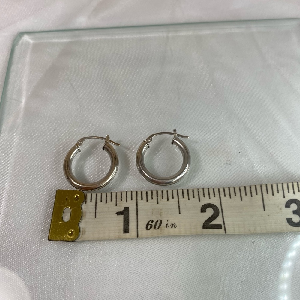 14K WHITE GOLD classic hoop earrings REAL GOLD .75” - Picture 8 of 11